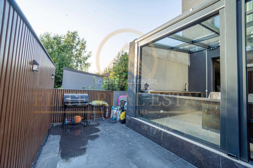 Kamsas/Compozitori - Resedinta creata pentru perfectiune - 32