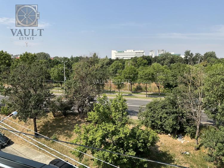 Apartament 4 camere - LUX - zona LACUL TEI - 33