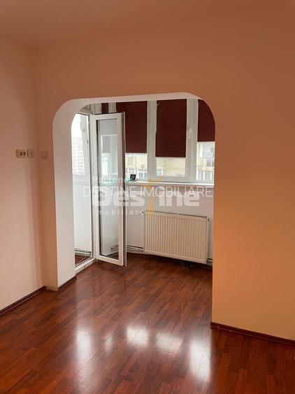 13 Septembrie-Prosper | 3 camere | 82mp | et 8 | renovat | 137.000 euro - 2