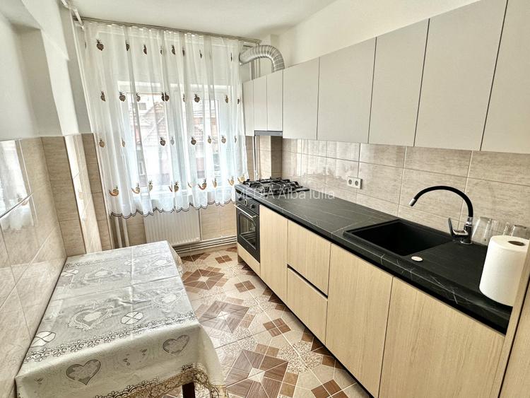 APARTAMENT 2 CAMERE I DECOMANDAT I ETAJ 1 I CETATE I ZONA MERCUR I - 2