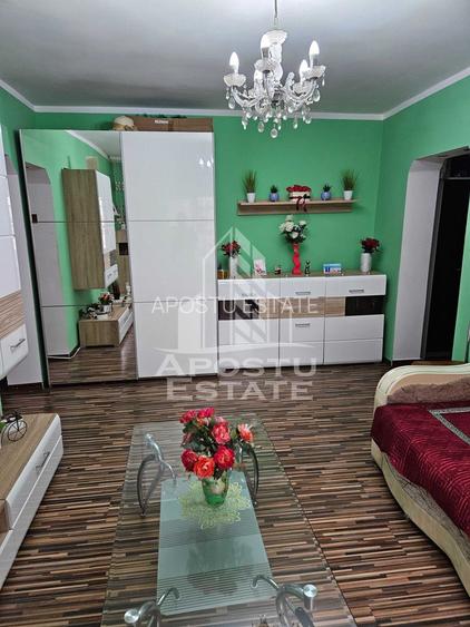 Apartament cu 3 camere,2 bai,semidecomadat,centrala proprie, Girocului - 3