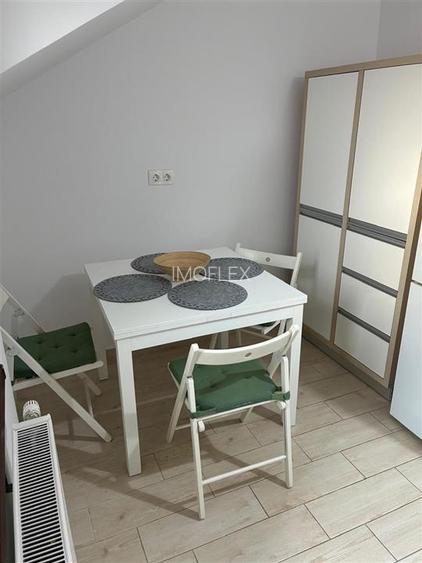 Apartament 2 camere, zona Tractorul - 5