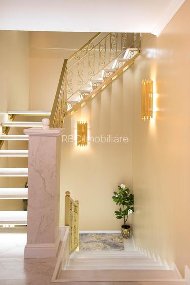 Casa ultrafinisata cu piscina in Borhanci zona Romul Ladea - 18