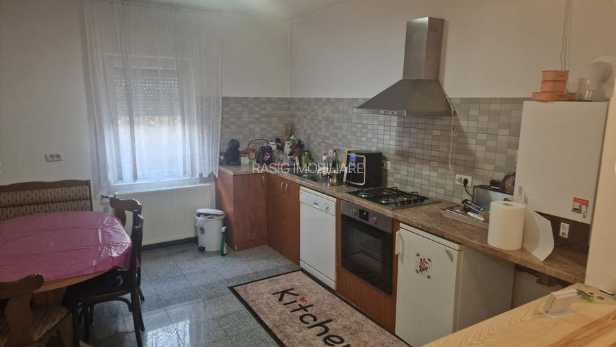 Vila de vanzare Rosu - 8