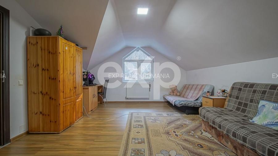 Casă individuală la 4 km de Brașov | 730 mp teren - P+E+M - 15