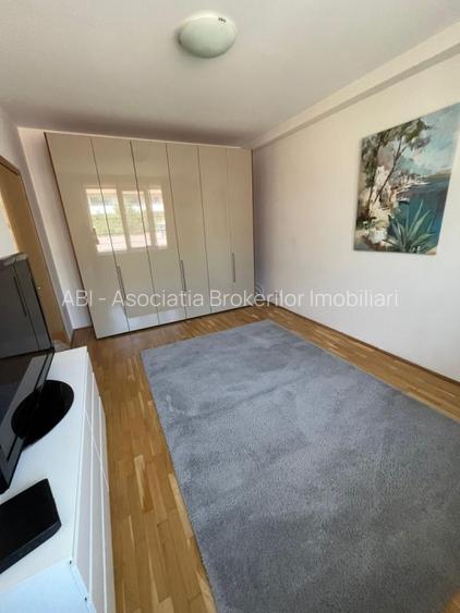 Inchirieri Apartamente 4 camere NORD CARTIERUL FRANCEZ - 12