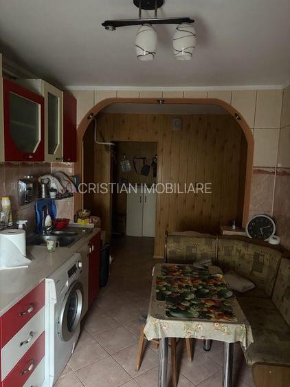 Ap 3 camere, Obor, conf 1 decomandat,  mobilat si utilat - 4