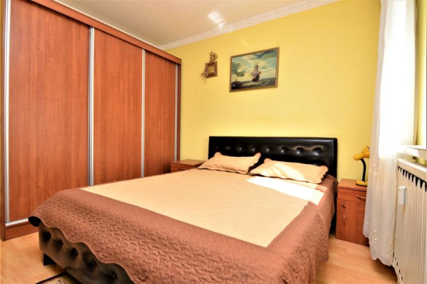 INCHIRIERE APARTAMENT 3 CAMERE VITAN-FOISORULUI
