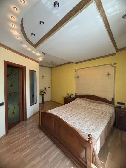 Casa 6 Camere/ Sos. Salaj/ Centrala/ Garaj/ Curte