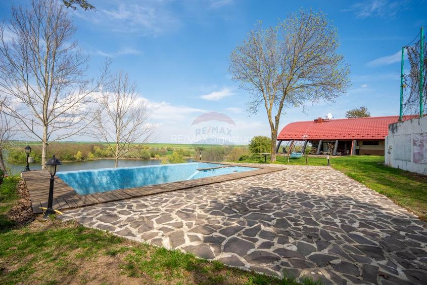 Vilă pe malul lacului, 3.000 mp, 4 corpuri, Piscină, teren Tenis - 19