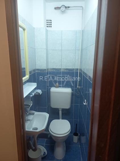 4 camere - decomandat - parcare + boxa - 5