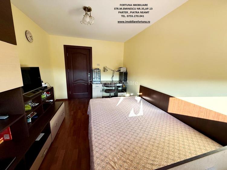 Proprietate com.Girov,compusa din casa, anexe si 8800 mp teren - 11