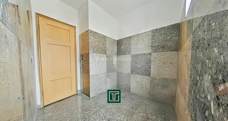 Casă modernă cu 5 camere de vânzare în cartierul Westfield, Arad - 9