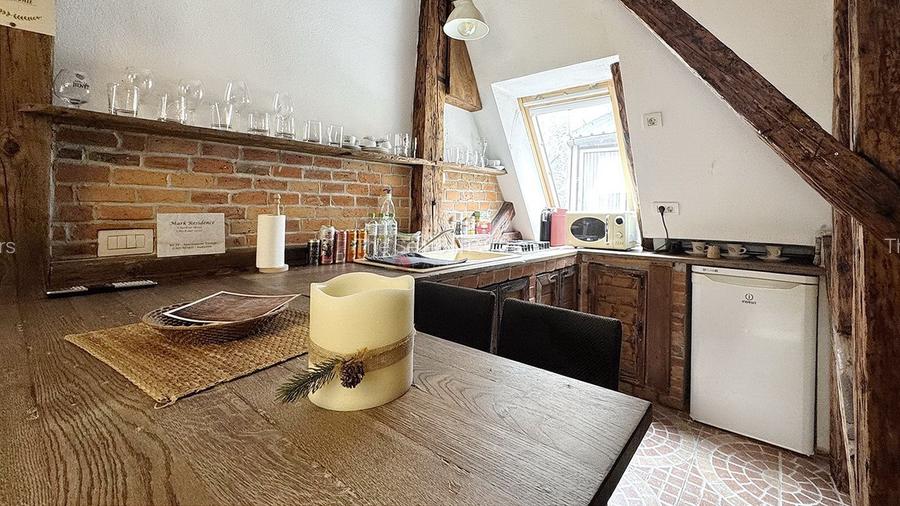 Investitie in Centrul Istoric: Apartament + Pivnita (Crama) - 17