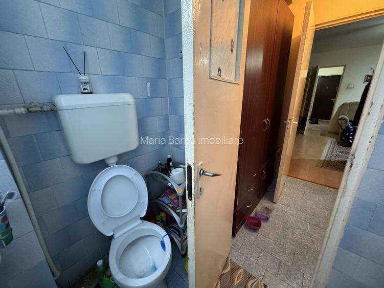 2 cam, etaj 1, 51 mp, fara imbunatatiri, Aleea Rozelor - 10