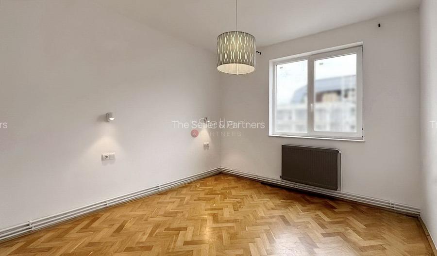 Structura Generoasa | Priveliste spre Vf. Tampa - 6