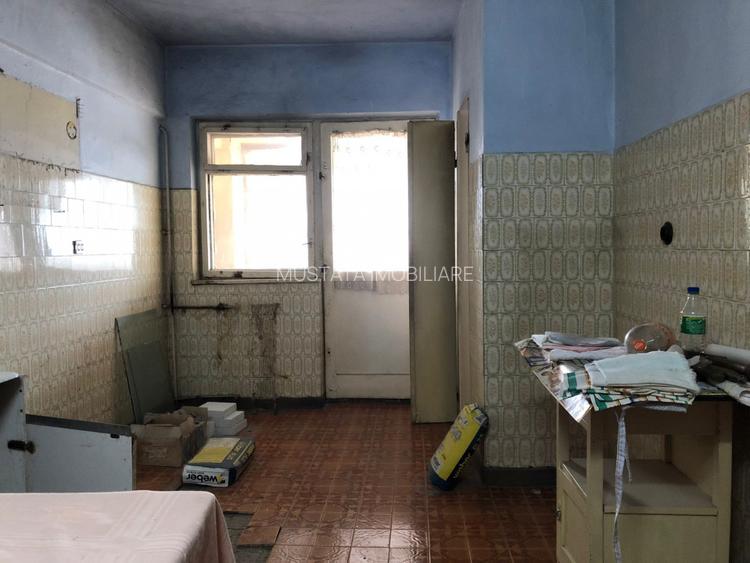 - Calarasilor! Apartament 4 camere decomandat! suprafata 93mp - 5