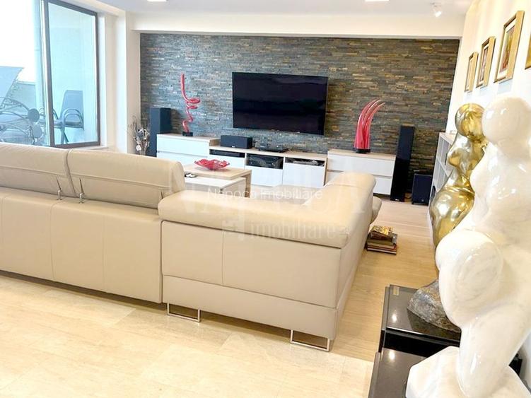 Apartament 3 camere de vanzare in Nufarul Oradea, Oradea - 2