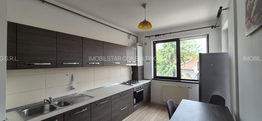 De inchiriat ap. 2 camere -75 mp - zona Ultracentrala - 5