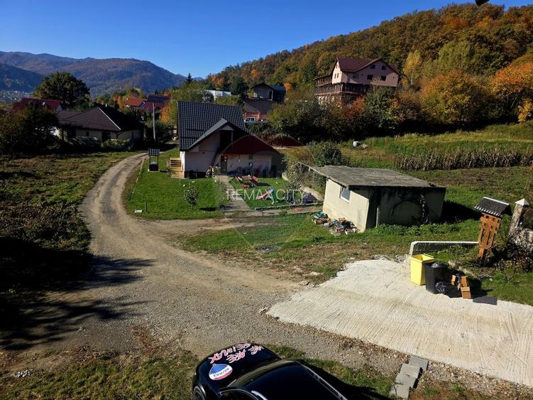 Casă / Vilă cu 5 camere de vânzare - 43