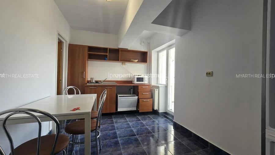 Bd Unirii, Alba Iulia | Duplex 5 Camere pentru birouri | 4 Terase - 8