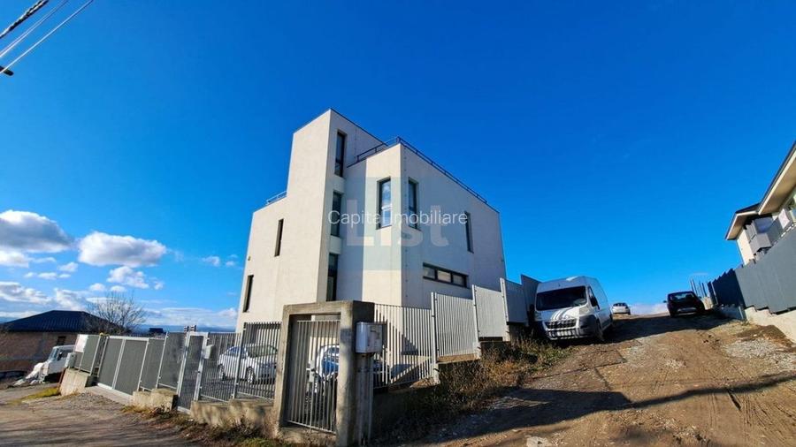Casa remarcabila, 297 mpu, terasa pe acoperis, garaj, panorama - 2