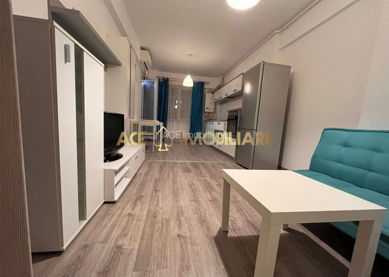 2 Camere de inchiriat | Pacii | Centrala | Parcare |  Metrou 3 Minute - 3