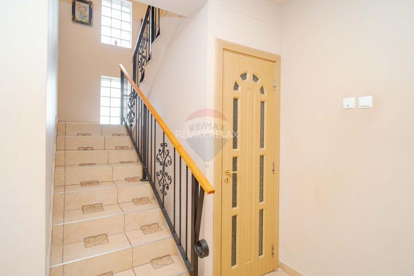 Casă / Vilă de Vânzare 200mp Teren 870mp Str. Soarelui - Valea Lupului - 12