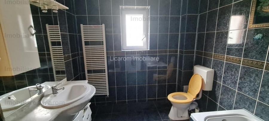 Casa individuala cu 2 apartamente, 6 camere,teren 403 mp,ASTRA. - 7