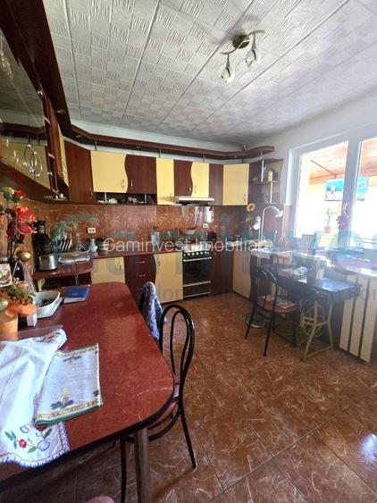 Casa pretabila pentru pensiune sau locuit,ideala pentru familii,Sanmartin, Bihor - 5