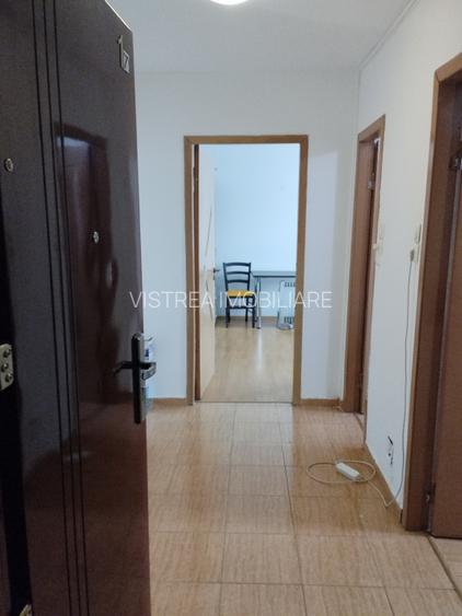 Garsoniera decomandata zona Dr. Taberei - str. Targu Neamt // Bloc reabilitat - 19