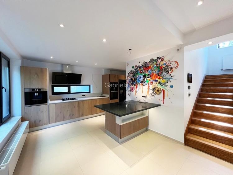 Vila  P+E,  finisaje de exceptie, piscina , IANCU NICOLAE -  Cambridge School - 4