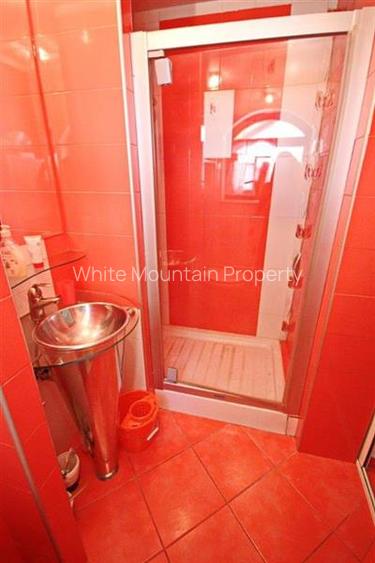 Corp de casa cu doua camere de inchiriat - 8