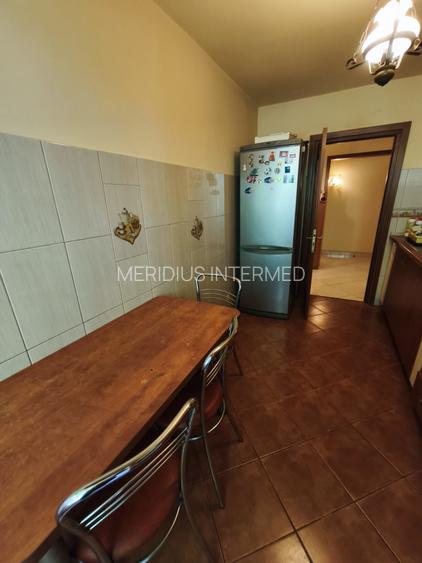 Închiriere apartament 4 camere decomandat + garaj - 26