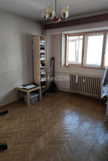 3 camere 1981 Banu Manta, ultimul pret disponibil in acest weekend. - 5