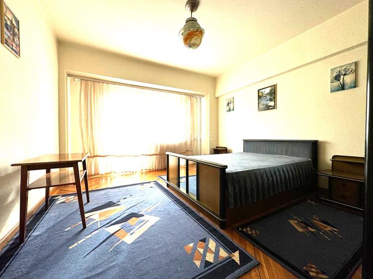 4 CAMERE 1991 5/7 UNIRII CASA POPORULUI MONOLIT CU VEDERE LA FANTANI MOBILAT - 9