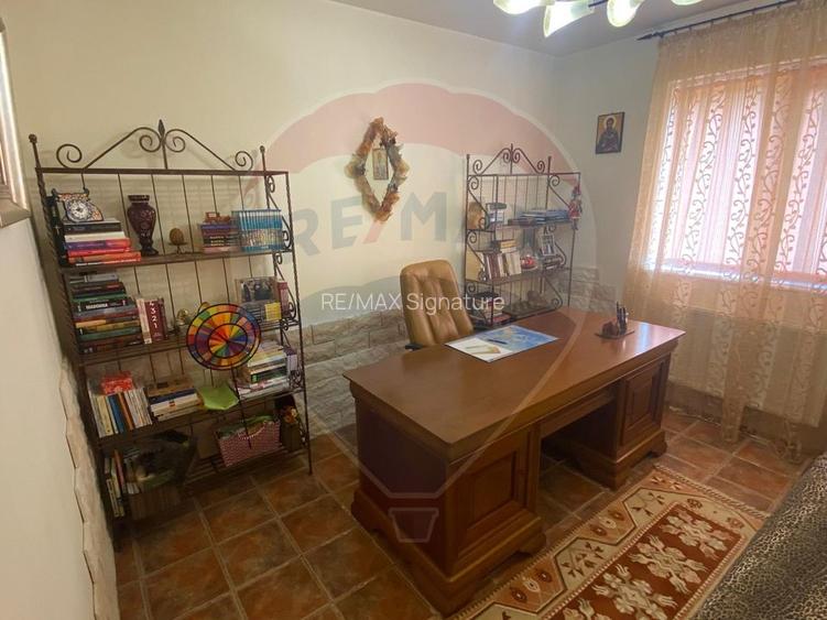 Casă / Vilă cu 5 camere de vânzare în zona Central - 28