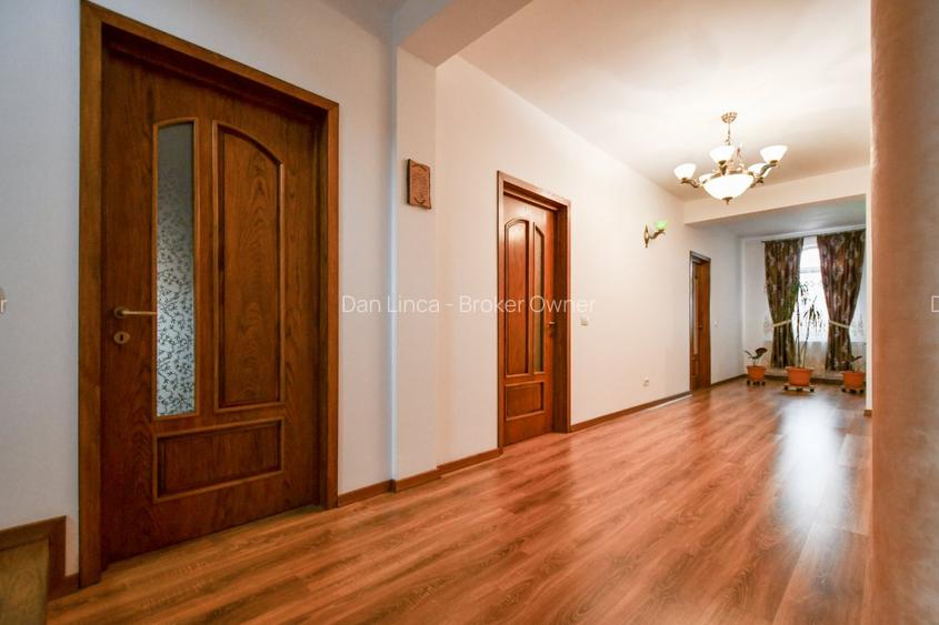 Vila independenta energetic cu teren 427mp pe colt COMISION 0% - 23