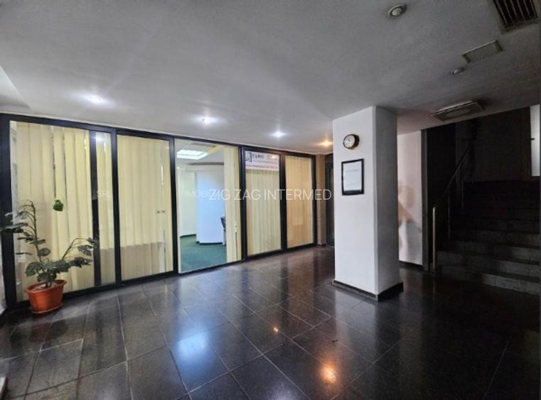 Bd Mamaia, spatiu birouri, amenajat, mobilat - 10