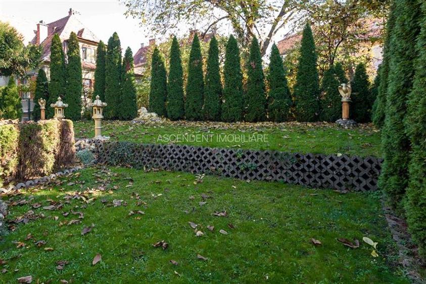 Nivel in vila, curte deosebita, priveliste, Central, Brasov - 6