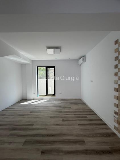 Apartament cu curte 70 mp - 9