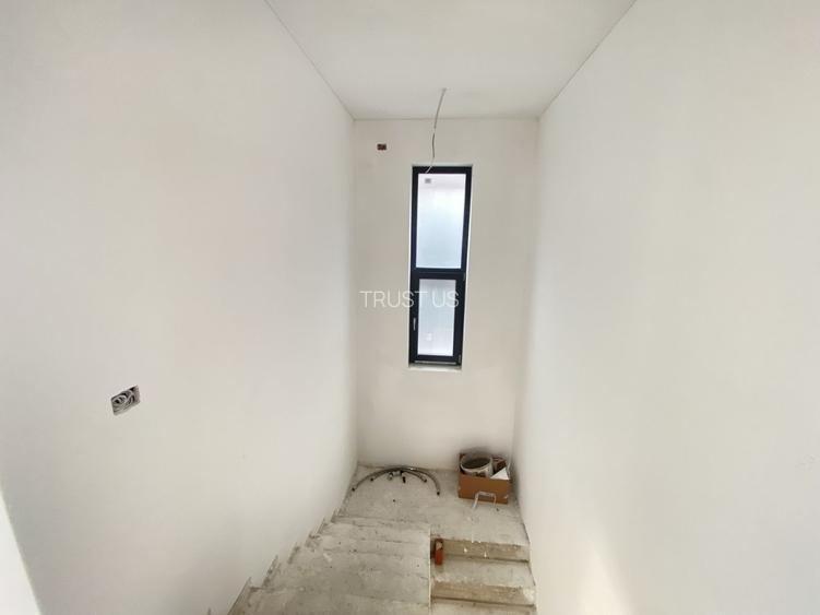 COMISION 0, CASĂ MODERNĂ IN SACALAZ, 5 Camere, 107mp Utili, 300mp Teren - 9