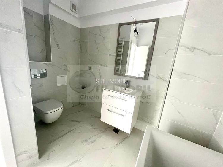 1 CAM COMISION 50 % (225 EURO) ,CENTRU, PARCARE,UNIREA TOWERS - 18