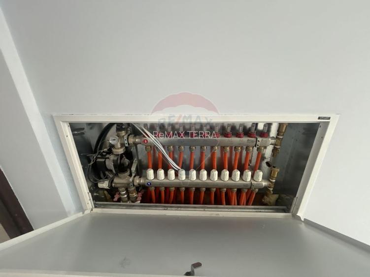 Casă nouă de vânzare 220 mp 13 ari teren SATULUNG 15KM de BAIA MARE - 18