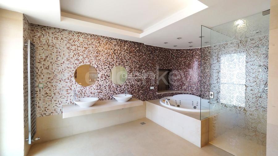 Imobil ultra-premium S+P+4 | 7 dormitoare, 8 bai | 1053mpc | lac - 19