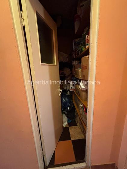 Apartament 3 camere Vanzare | Gorjului (2 minute de metrou) | An 1976 - 10