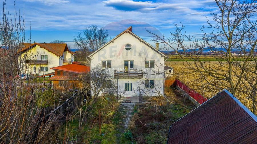 Casa de vanzare | 5 camere | Teren 1,100 mp | STUPINI | COMISION 0% - 38