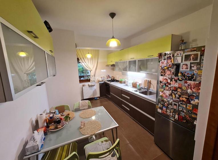 Vanzare  Vila  (5 camere) Pipera Sc Americana - 9