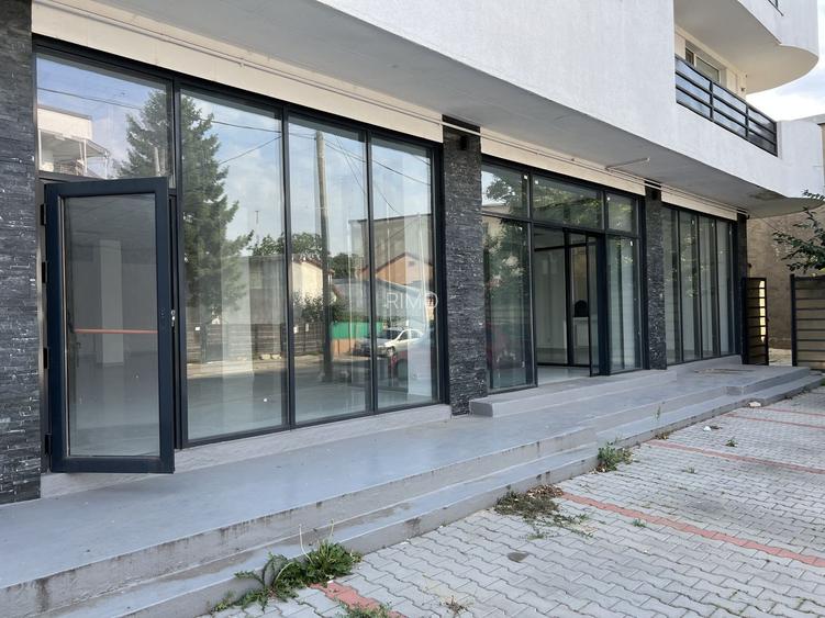 Spatiu comercial mare - Crangasi (aproape de piata, metrou) - 4