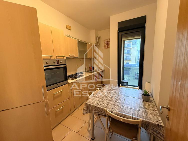 Apartament 3 camere de inchiriat, centrala proprie, Dumbravita